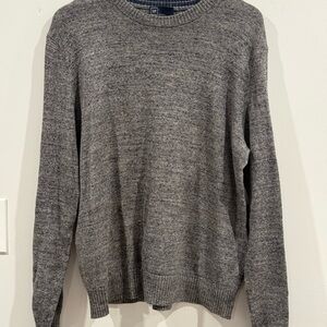 GAP Men's Gray Crewneck Sweater
